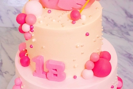 Pink Swan Cake