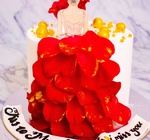 Tall Pretty Cake