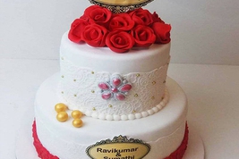 2 Storey Anniversary Cake 4