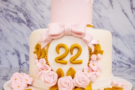 Crown Classic Cake