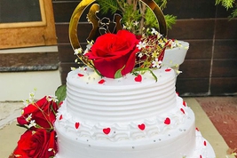 3 Storey Anniversary Cake 1
