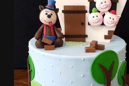 Piglet Theme Cake