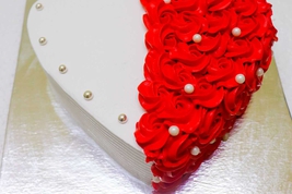 Rose Heart Cake