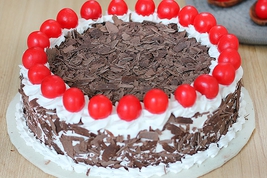 chocolicious black forest gateau